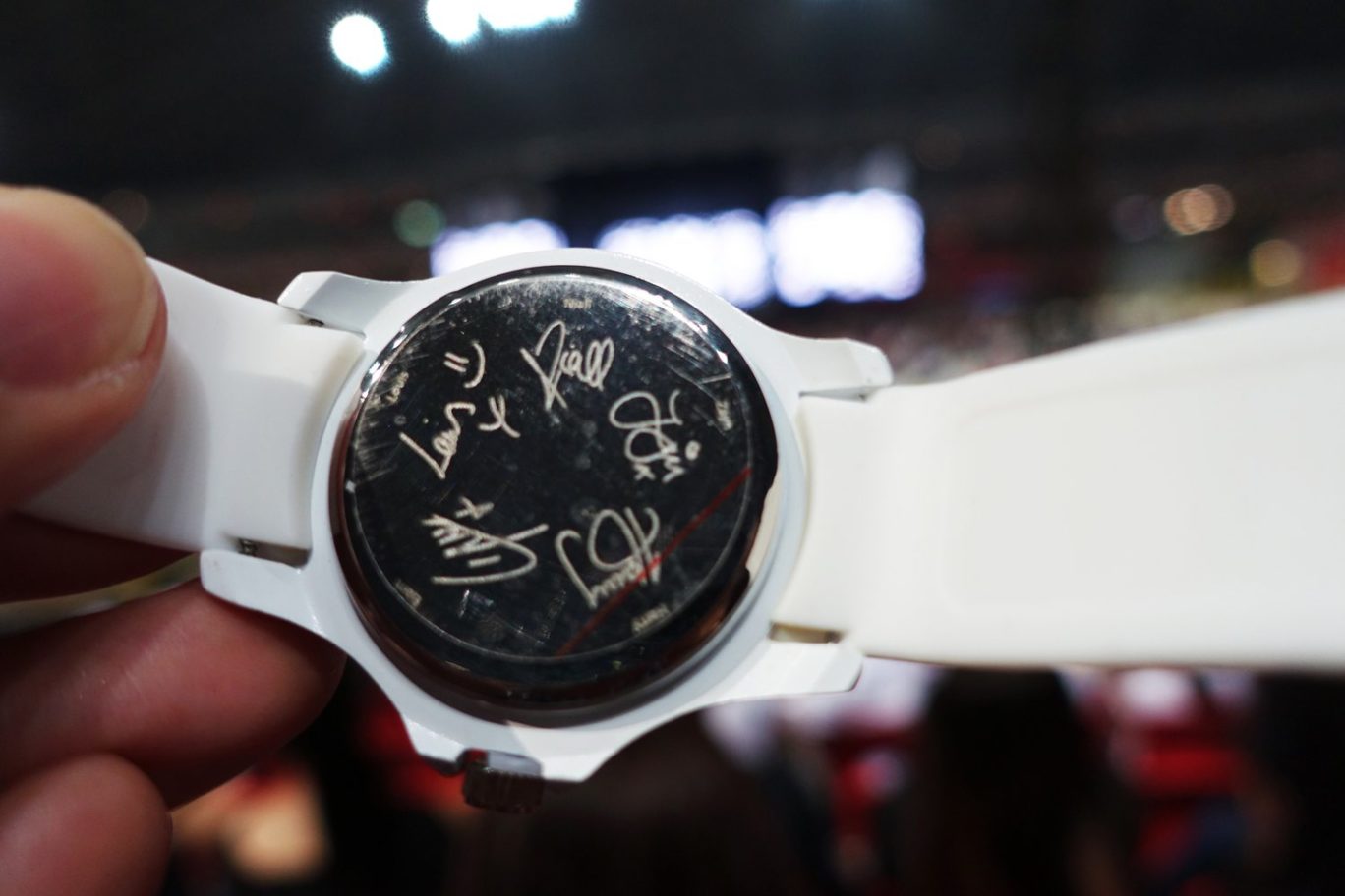 one direction watch signed by zayn malik harry style liam payne louis and niall