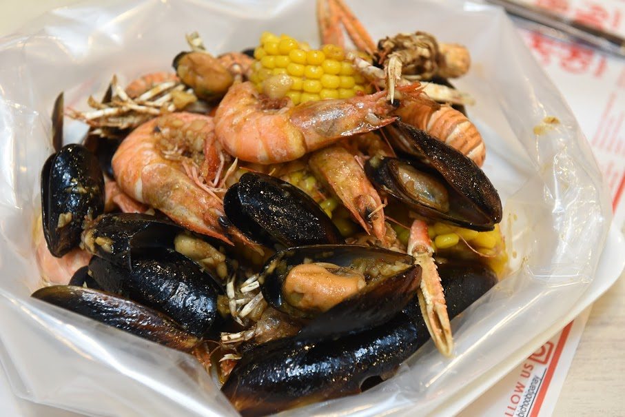 14 Erich Gonzales Endorses Choobi Choobi Seafood Restaurant Endorser Panay Avenue Diliman Quezon City Cebu Seafood