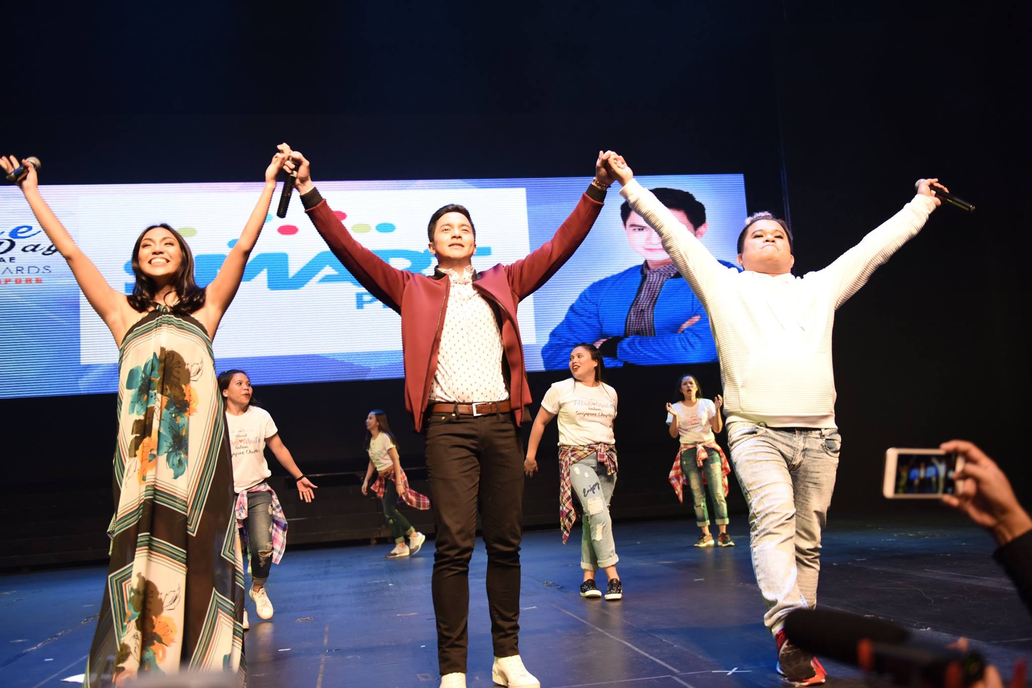 aicelle santos alden richards and kim idol on stage concert in singapore