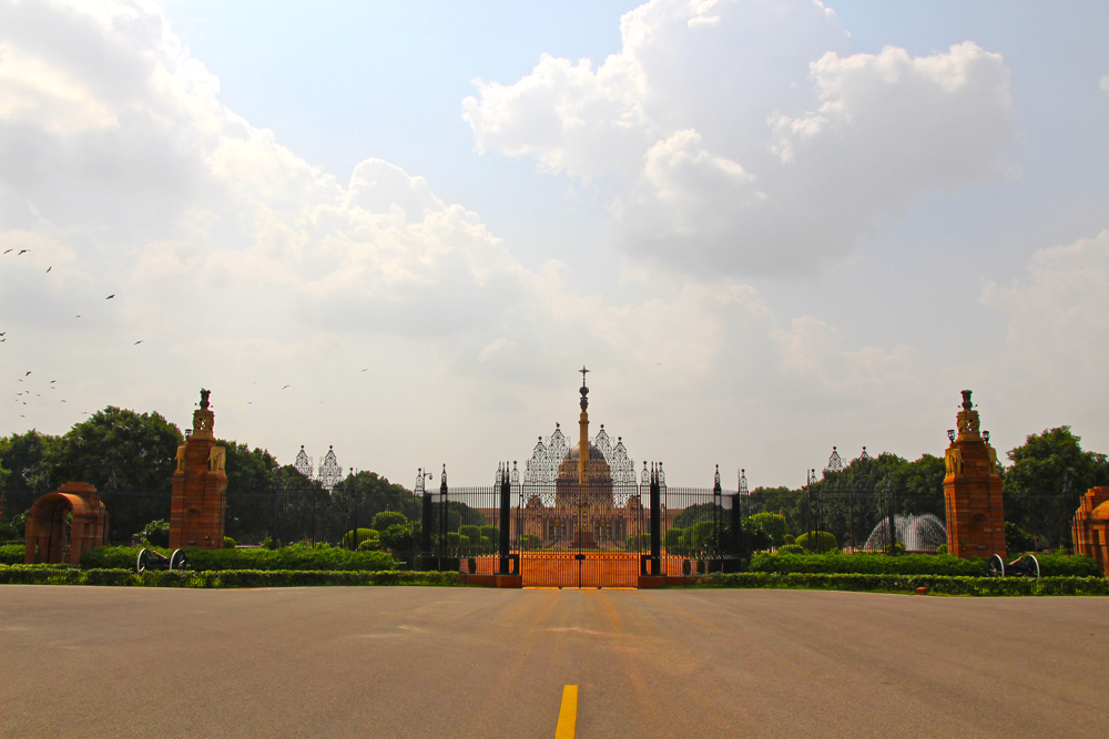 palace-delhi-india
